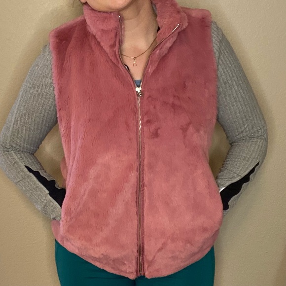 J Crew fuzzy pink vest - Picture 2 of 5